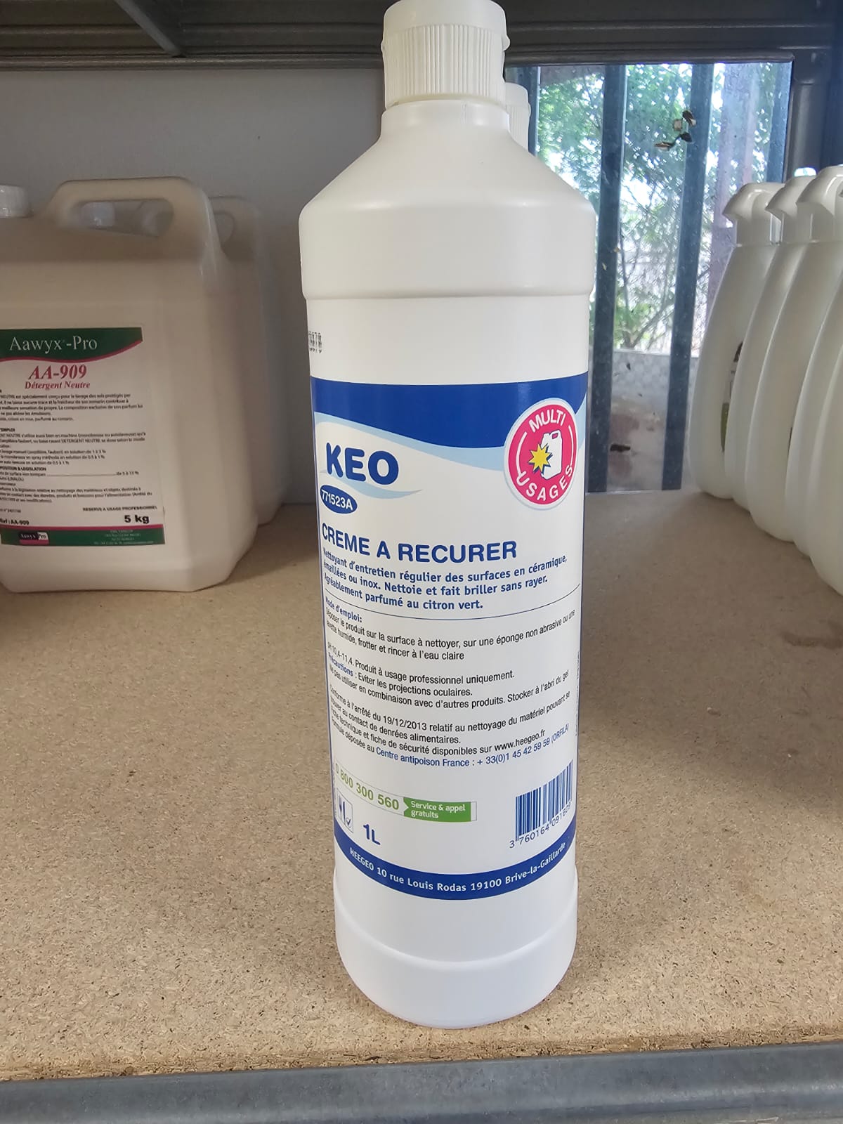 Crème à Récurer – Puissance de Nettoyage et Brillance Sans Rayures