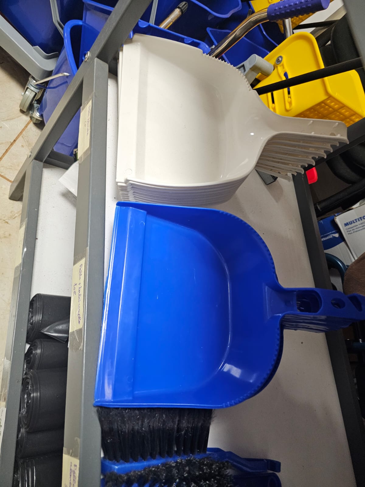 Pelle + Balai – Nettoyage Complet et Pratique 🧹✨